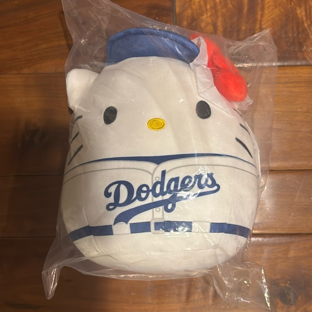 Dodger Hello Kitty pillow